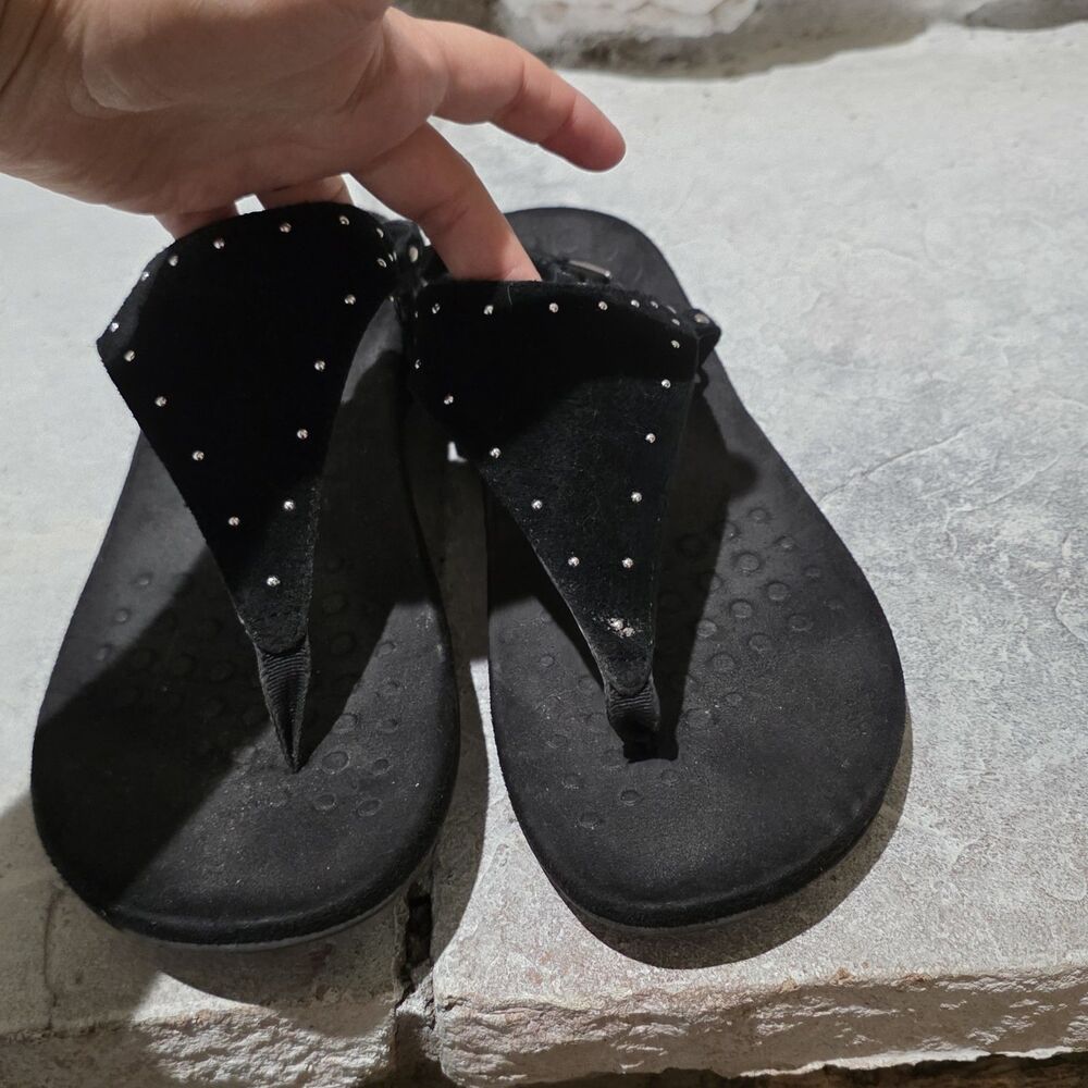 Vionic Margot Suede Studded T-Strap Sandals Womens 10 Wide Black Strappy Comfort